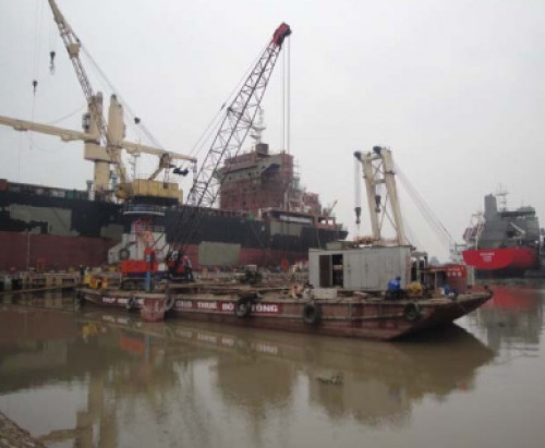 Triền ngang nhà máy đóng tàu Bạch Đằng - Hải Phòng 